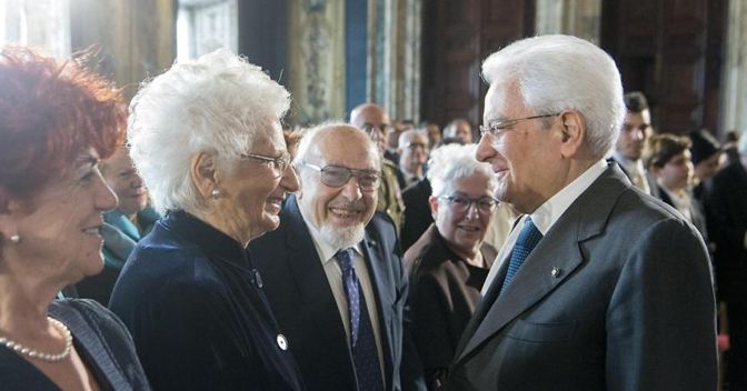 Il presidente della Repubblica Sergio Mattarella con la senatrice Liliana Segre al Quirinale (Ansa)