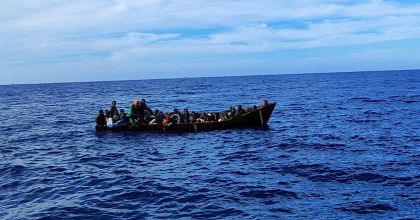 Migranti Alarm Phone Persone Alla Deriva Nel Mediterraneo Il