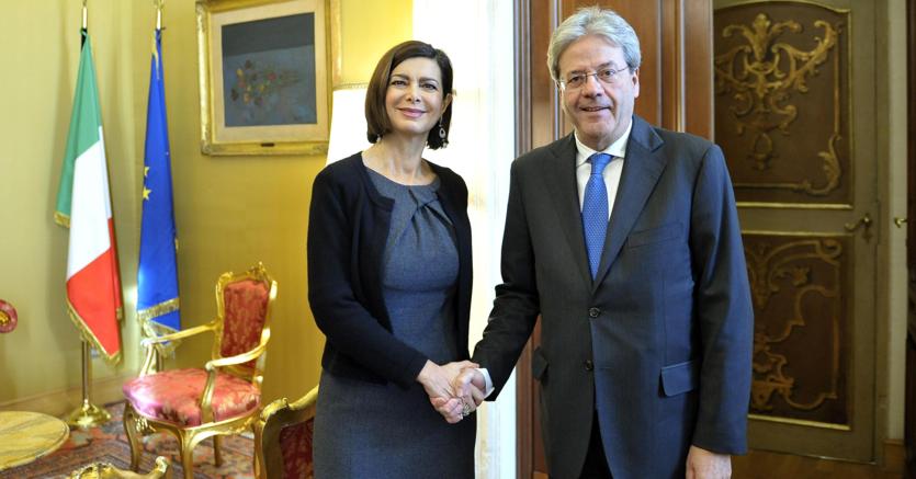 Il presidente del Consiglio incaricato, Paolo Gentiloni, alla Camera incontra la presidente Laura Boldrini (Ansa)