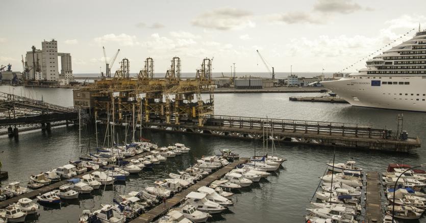 Il porto di Savona. (Fotolia)