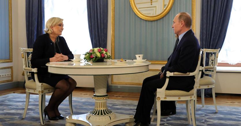 Marine Le Pen e Vladimir Putin venerd mattina al Cremlino