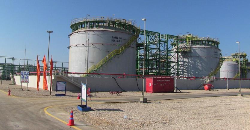 L'impianto Eni per il trattamento a terra del giacimento di gas super-giant Zohr  (Ansa)