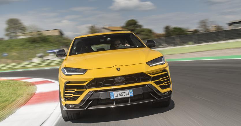 Lamborghini Urus Prestazioni Da Supercar