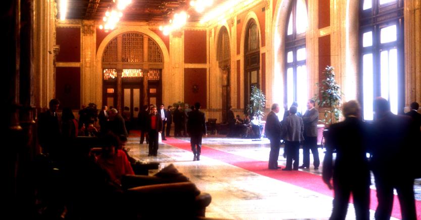 Il Transatlantico di Montecitorio (Agf)