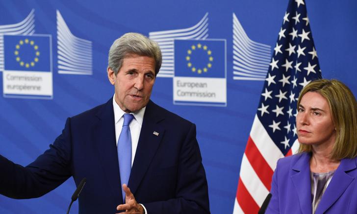 Il segretario di Stato Usa, John Kerry a Bruxelles (EPA/STEPHANIE LECOCQ)