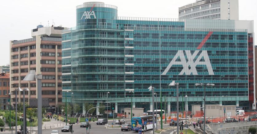 La sede Axa di Milano (Imagoeconomica)