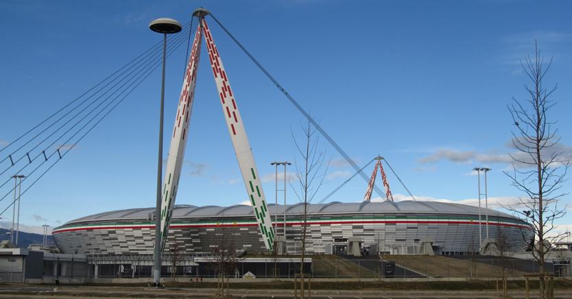Lo Juventus Stadium di Torino, con l’area contigua della Continassa dove sorgeranno, tra le altre cose, la nuova sede, il centro d’allenamento per la prima squadra, un hotel e un concept store