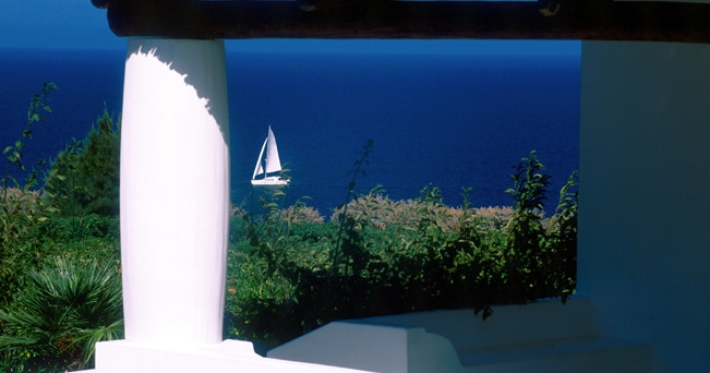 Vista sul blu intenso del mare al Capofaro Malvasia e Resort