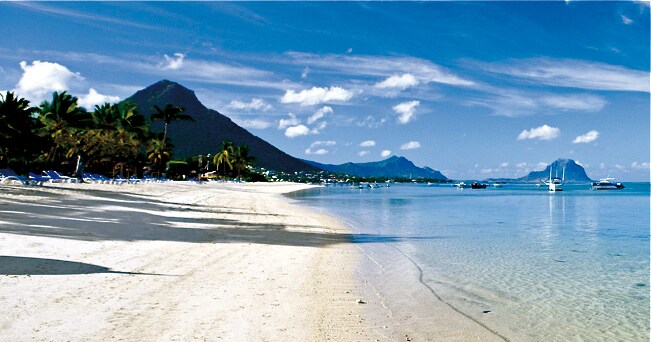 Una delle coste delle Mauritius (foto Ente del Turismo Isola di Mauritius)