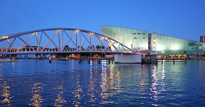 Lo Science Center Nemo, il più grande Museo delle Scienze dei Paesi Bassi (foto Enrico De Santis)
