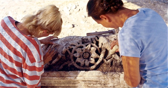 Un weekend di lavoro insieme con archeologi professionisti (foto Alamy)