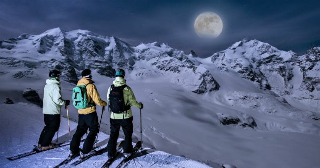 In Alta Engadina, sul Diavolezza, si scia anche con la luna piena (Gian Andri Giovanoli)