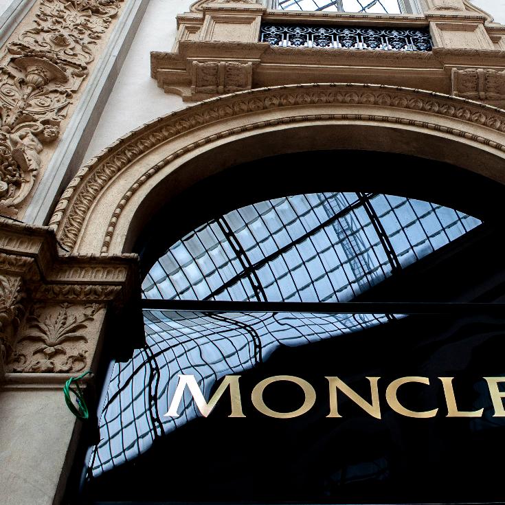 Titolo on sale moncler oggi