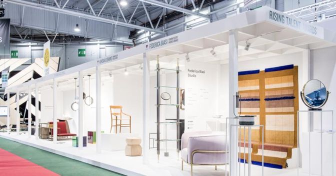 Lo spazio dedicato ai talenti emergenti alla fiera parigina 