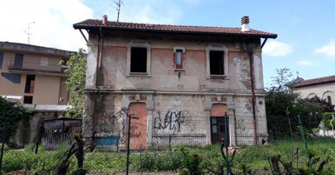 Ex stazione ferroviaria in vendita a Bergamo 