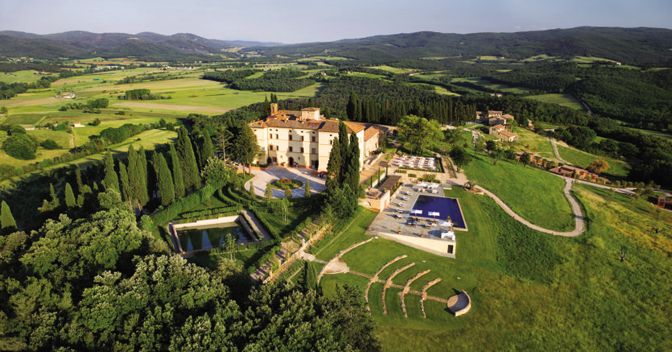 Castello di Casole appena acquistato per una cifra pari a 40 milioni di euro dal gruppo Belmond  