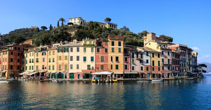 In una delle località più esclusive della Liguria i prezzi si sono mantenuti alti anche durante la crisi: attualmente si va da un minimo di 11mila euro al mq a oltre 20mila euro 