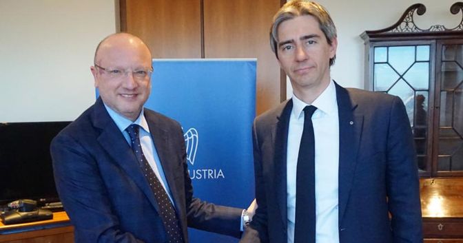 I presidenti di Confindustria, Vincenzo Boccia, e di Fiaip, Gian Battista Baccarini