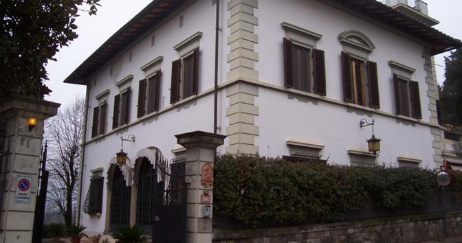Tra i beni in vendita una villa storica con parco, a Firenze, dal valore stimato di 3 milioni 