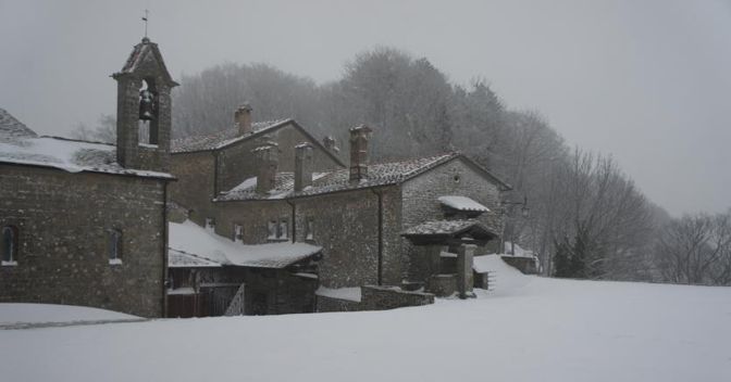 Il santuario francescano La Verna (foto www.laverna.it) 