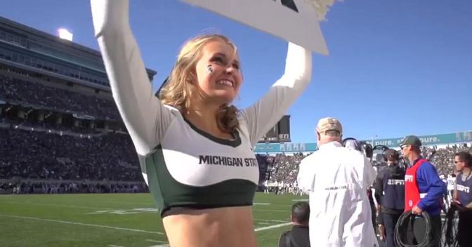 Cheerleader di Michigan State University 