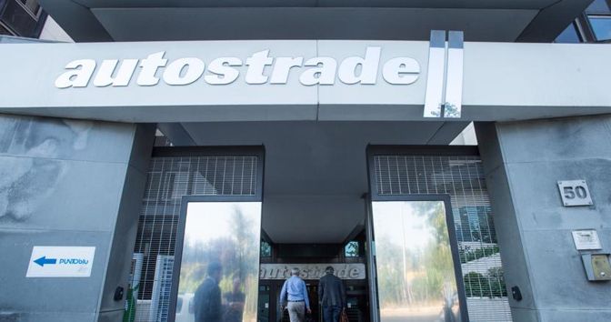 La sede di Autostrade per l’Italia (Imagoeconomica)