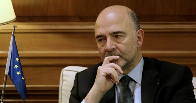 Il commissario europeo agli affari economici e monetari Pierre Moscivici 