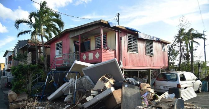 Una casa di Portorico distrutta dall’uragano Maria (Afp) 