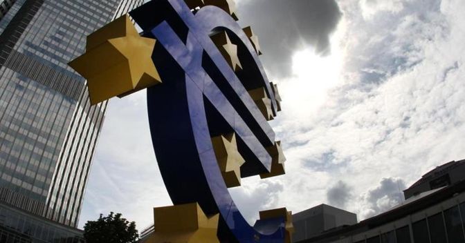 Sondaggio Eurobarometro: l’euro piace, ma solo il 44% degli italiani voterebbe no a un referendum Italexit  (Ansa) 