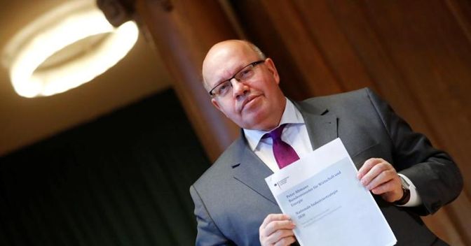 Il ministro dell’Economia tedesco, Peter Altmaier, presenta la «Strategia per l’industria nazionale 2030» 