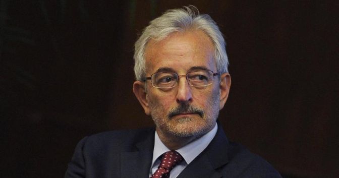 Il procuratore generale della Corte d'Appello di Roma Giovanni Salvi (Ansa) 
