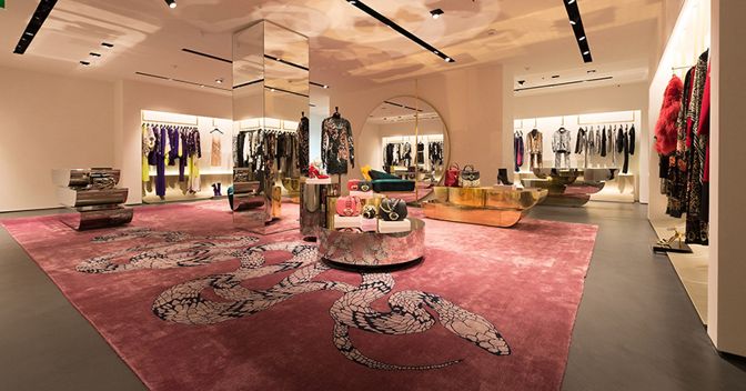 Roberto Cavalli riparte tra moda e lifestyle Il Sole 24 ORE