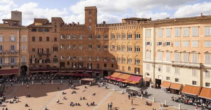 Piazza del Campo a Siena 