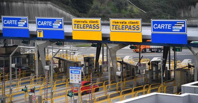 Telepass europeo con vincoli allentati, si diffonderà di più (Ansa) 