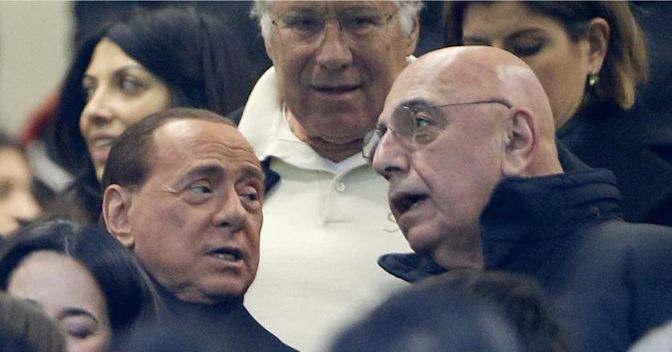 L’ex premier Silvio Berlusconi ha affidato ad Adriano Galliani, oggi senatore tra le file di Forza Italia, il ruolo di amministratore delegato del Monza (foto Ap)    