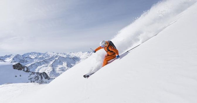 Freeriden Stubaier Gletscher02 -c- Andre Schoenherr