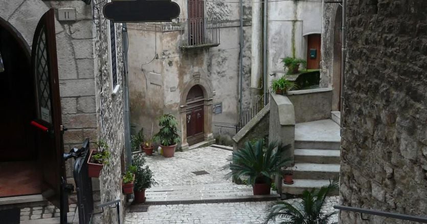 A Bassiano (Latina) la compostiera di comunità porta la raccolta differenziata al 76% - Il Sole 24 ORE