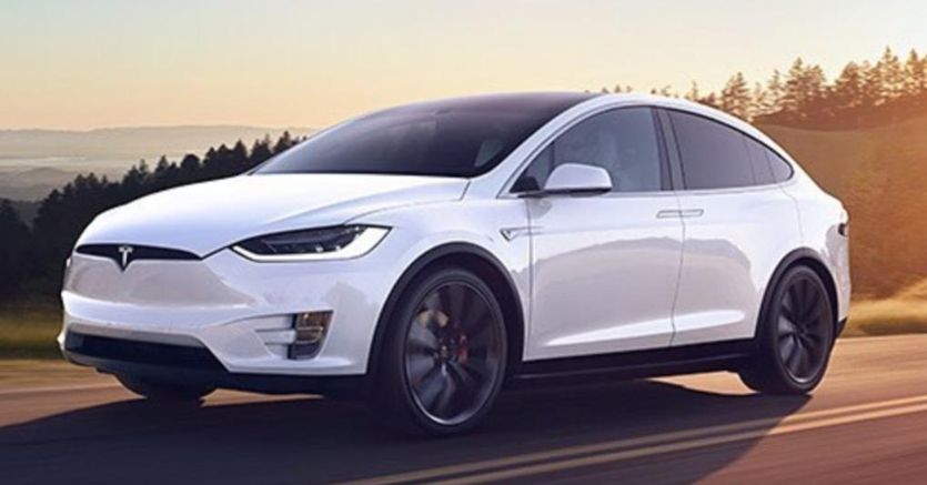 Elettriche a 7 posti / Tesla Model X anche a 7 posti - Il Sole 24 ORE