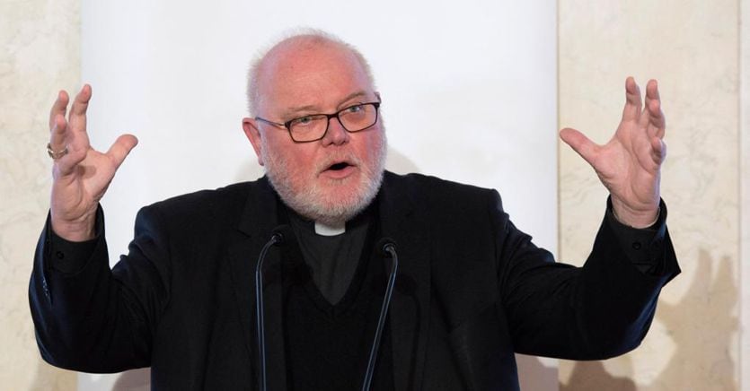 Vatikan, tempesta dalla Germania.  Si dimette cardinale Marx per protesta contro gli abusi