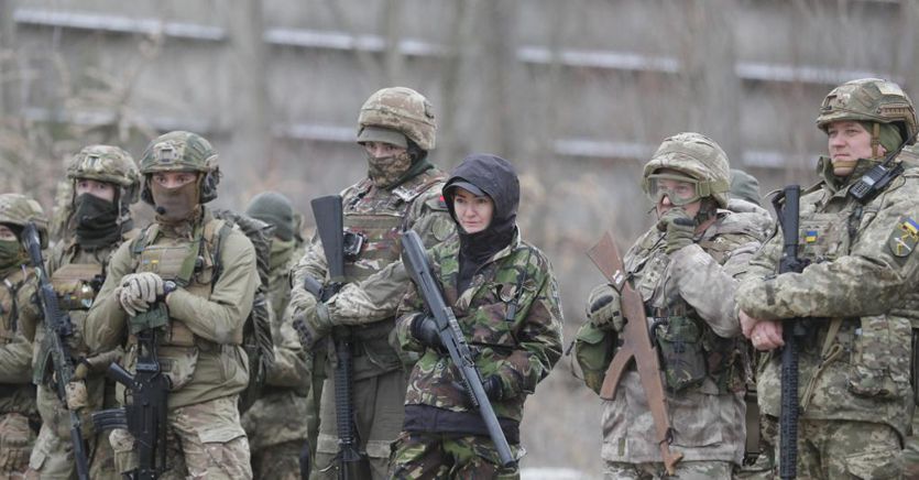 Ucrania y Londres ofrecen despliegue masivo de tropas a la OTAN