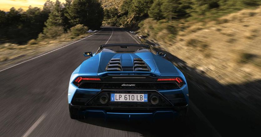 Lamborghini: 2021 revenues of  billion: for Sant'Agata it is the best  year ever - Breaking Latest News