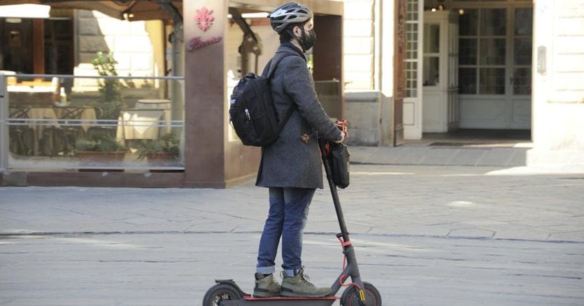 Bonus monopattino e bici, ultimi giorni per fare domanda: cosa sapere - Il  Sole 24 ORE