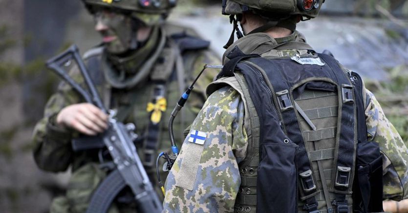 Ucraina, la Finlandia bussa alla Nato: «Russia minaccia seria». Mosca, attività gruppo Renault passano allo Stato Ucraina, la Finlandia bussa alla Nato: «Russia minaccia seria». Mosca, attività gruppo Renault passano allo Stato