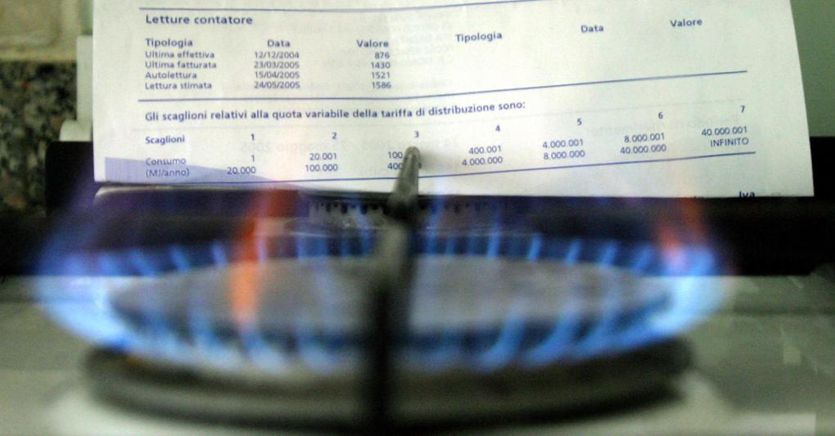 Entrate fiscali, il caro energia fa esplodere l’Iva sulle importazioni: +59,9% Entrate fiscali, il caro energia fa esplodere l’Iva sulle importazioni: +59,9%