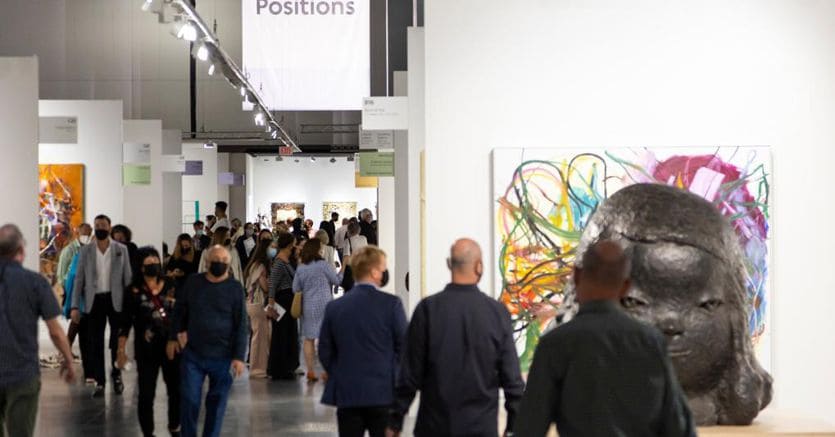 Art Basel celebra 20 anni a Miami e progetta marketplace