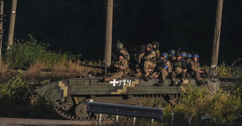 Últimas notícias da Ucrânia.  O Ministério da Defesa russo anuncia a retirada de Kharkiv.  Papa: É uma guerra mundial “total”