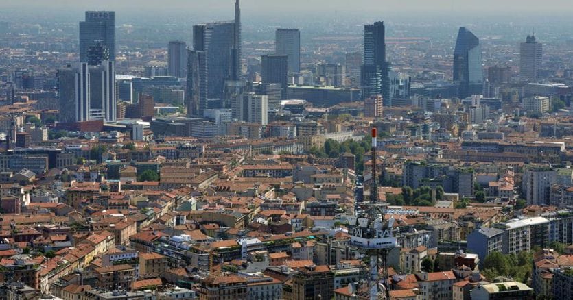 Metà degli italiani crede nel «mattone» e alla tenuta dei prezzi