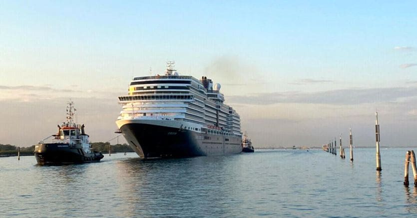 Cruises, Venice focuses on widespread stopovers