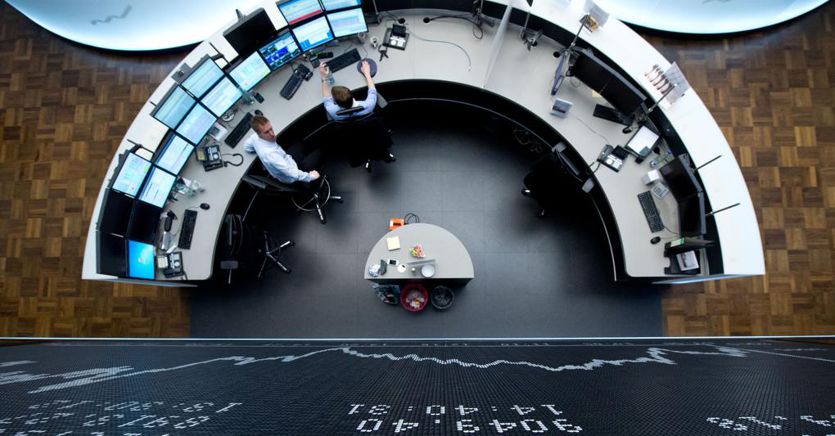 European stock exchanges remain frozen, and gas prices have fallen to new lows