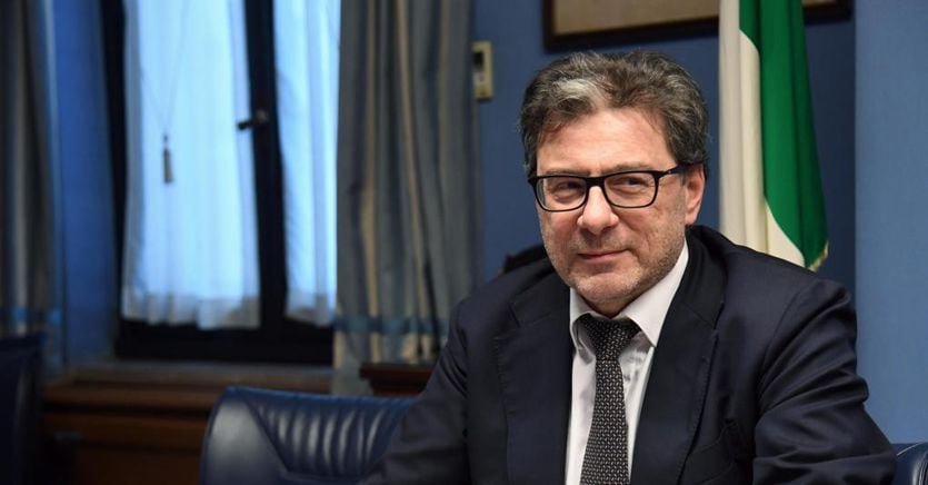 Gas, Giorgetti: da inizio febbraio taglio prezzo del 40%